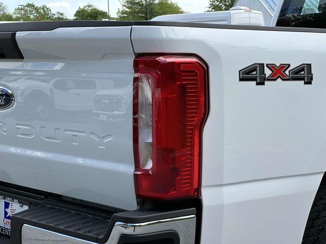 new 2025 Ford F-350 car, priced at $53,370