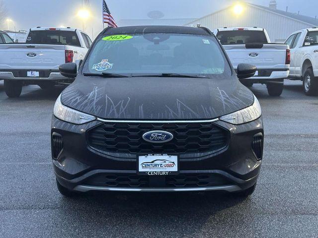 used 2024 Ford Escape car, priced at $28,500