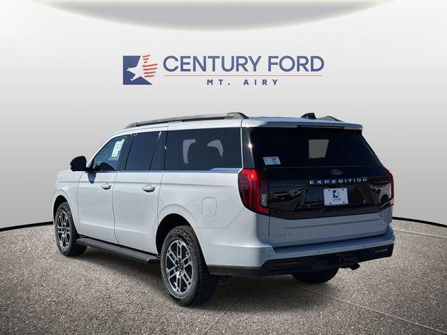 new 2025 Ford Expedition Max car, priced at $75,345