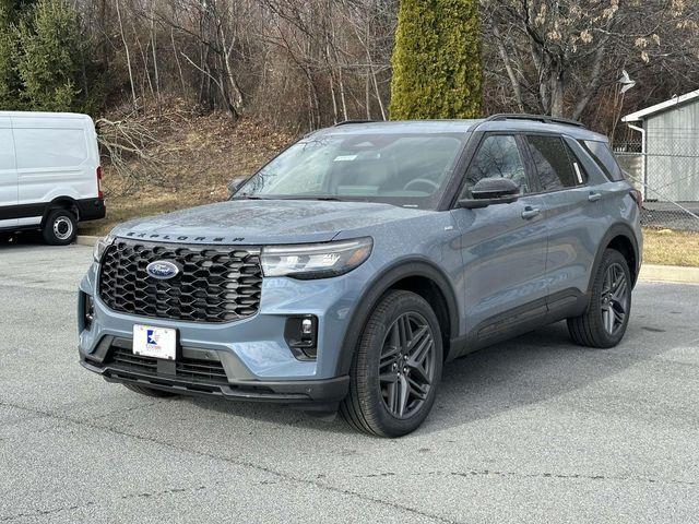 new 2025 Ford Explorer car, priced at $51,255