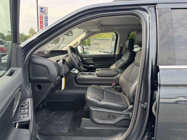 new 2025 Ford Expedition Max car, priced at $83,745