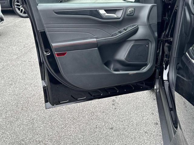 new 2025 Ford Escape car, priced at $36,499