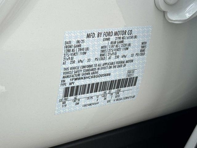 new 2025 Ford Explorer car, priced at $59,995