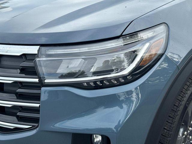 new 2025 Ford Explorer car, priced at $46,995