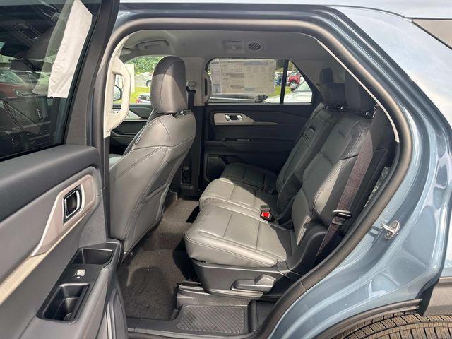new 2025 Ford Explorer car, priced at $46,995