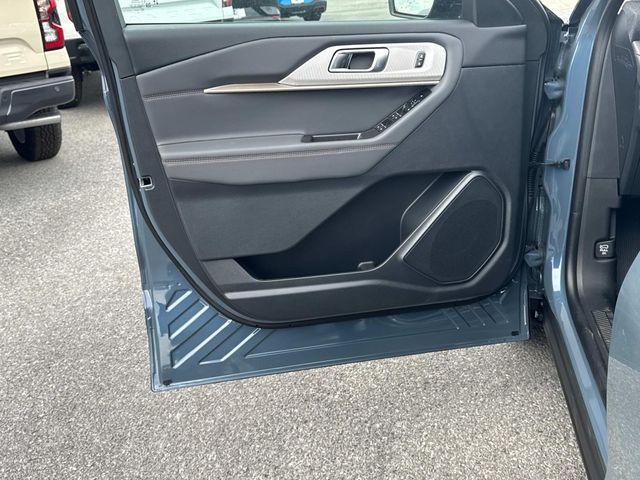 new 2025 Ford Explorer car, priced at $46,995