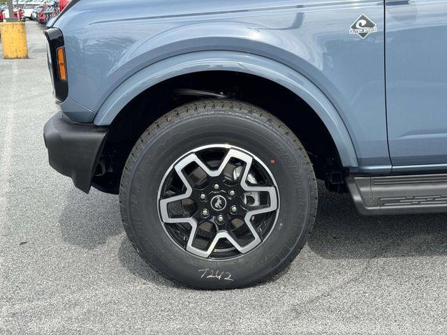 new 2025 Ford Bronco car, priced at $54,499