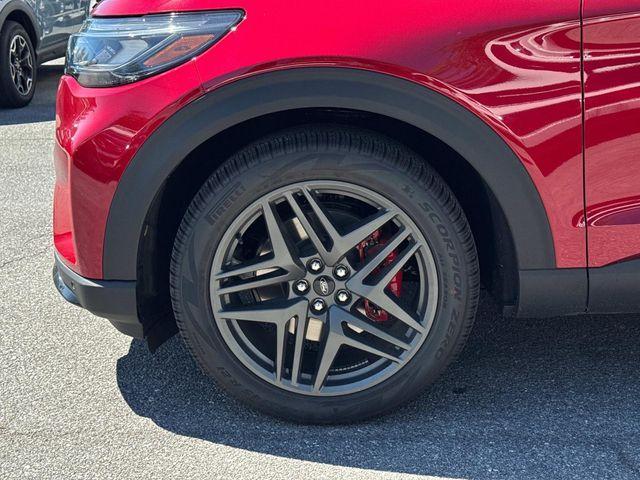 new 2025 Ford Explorer car, priced at $58,995