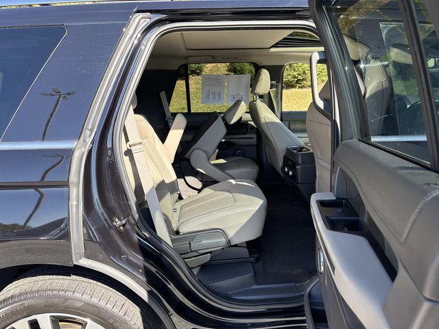 used 2021 Ford Expedition car, priced at $37,824
