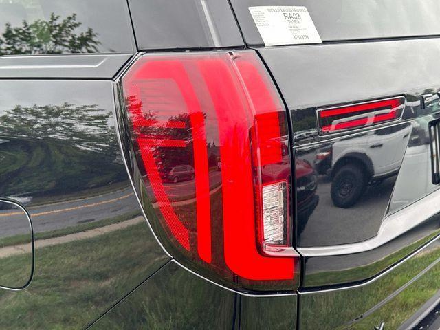 new 2025 Ford Expedition car, priced at $78,995