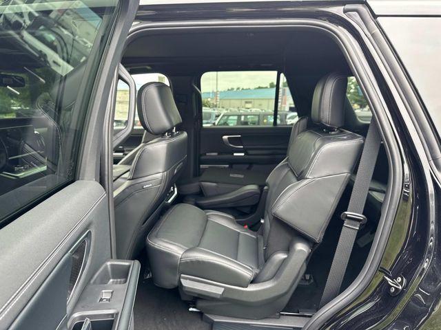 new 2025 Ford Expedition car, priced at $78,995