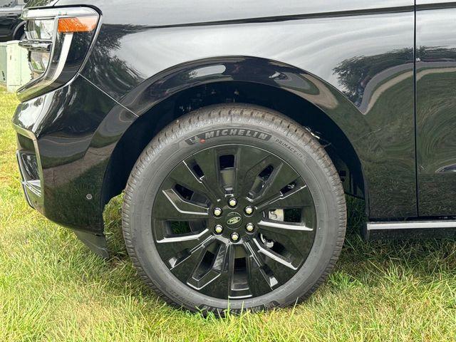 new 2025 Ford Expedition car, priced at $78,995