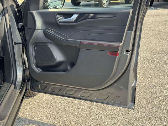 used 2025 Ford Escape car