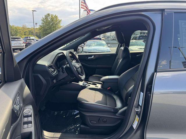 used 2025 Ford Escape car