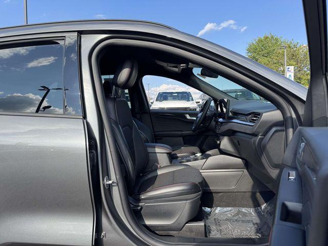used 2025 Ford Escape car