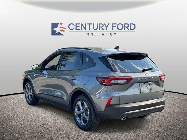 used 2025 Ford Escape car