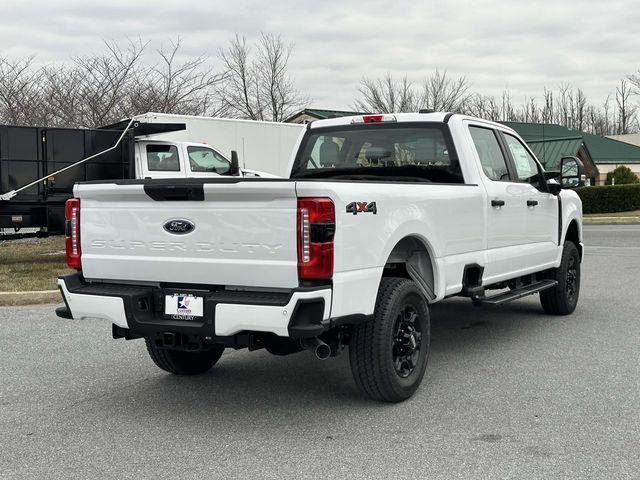 new 2024 Ford F-350 car