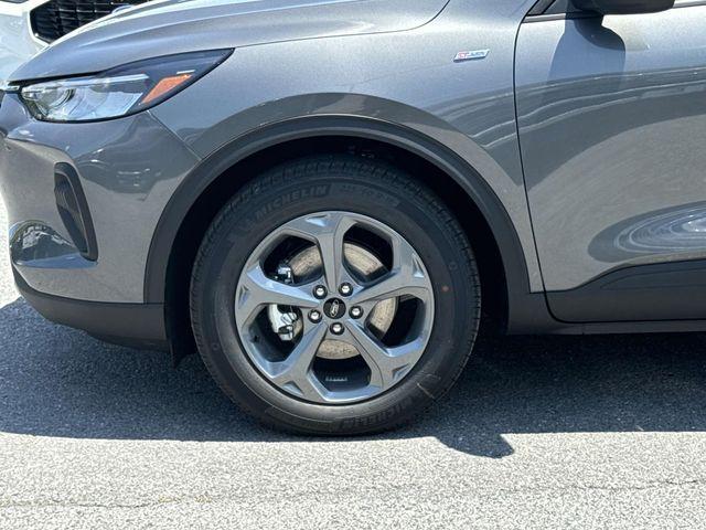 new 2025 Ford Escape car, priced at $28,995