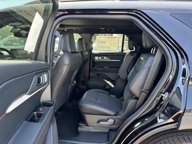 new 2025 Ford Explorer car, priced at $58,195