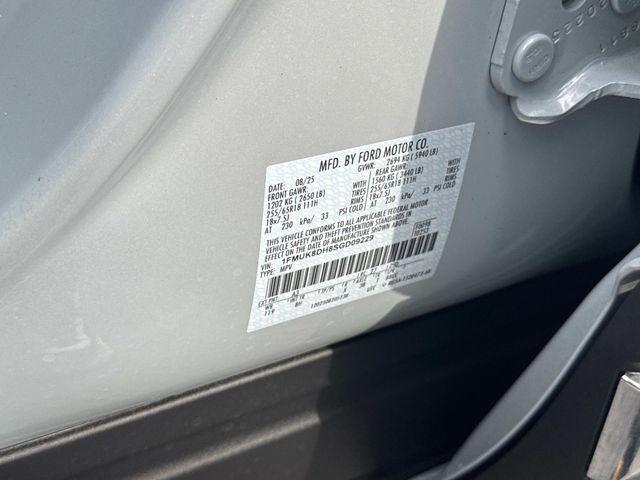 new 2025 Ford Explorer car, priced at $41,995