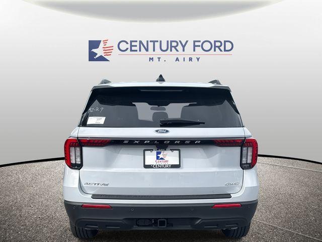 new 2025 Ford Explorer car, priced at $41,995