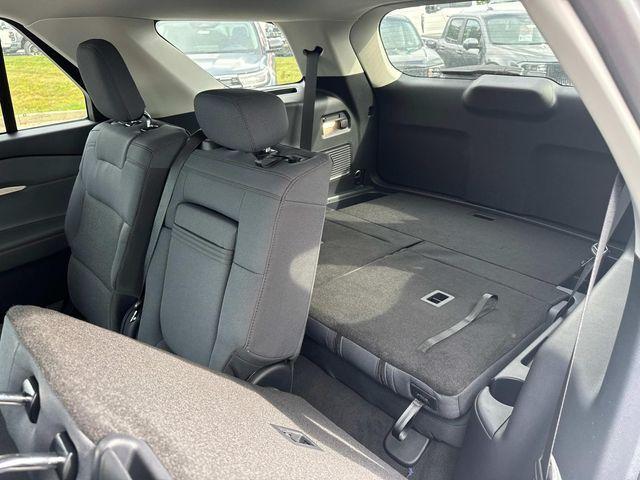 new 2025 Ford Explorer car, priced at $41,995
