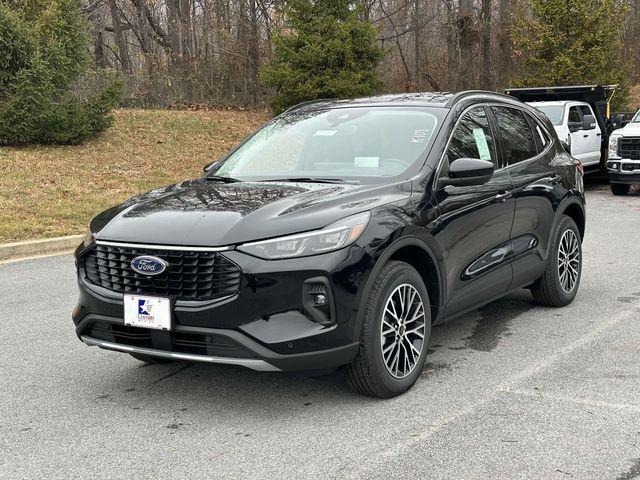 new 2025 Ford Escape car, priced at $44,250