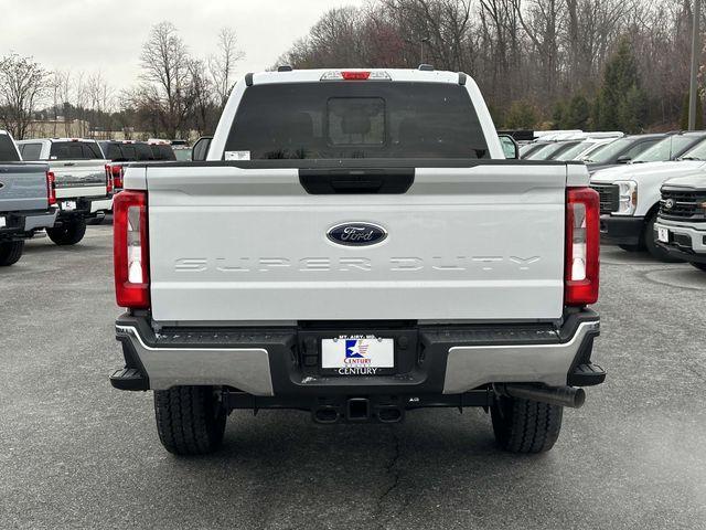 new 2024 Ford F-250 car, priced at $58,325