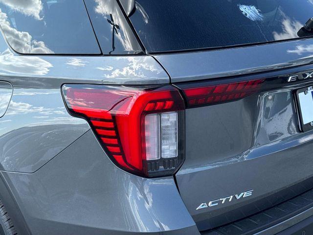 new 2025 Ford Explorer car, priced at $40,499