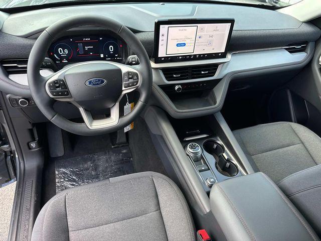 new 2025 Ford Explorer car, priced at $40,499