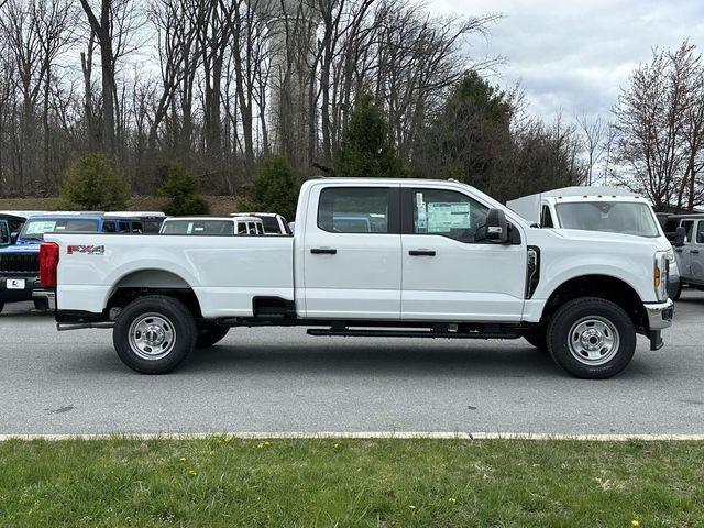 new 2024 Ford F-350 car, priced at $53,000