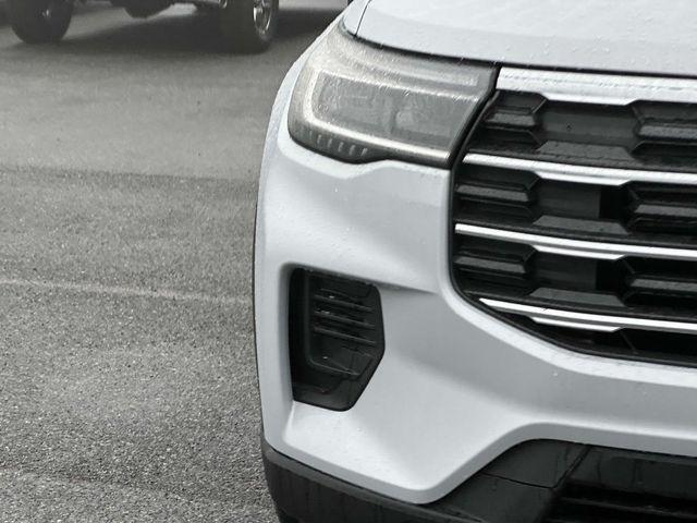 new 2025 Ford Explorer car, priced at $41,950