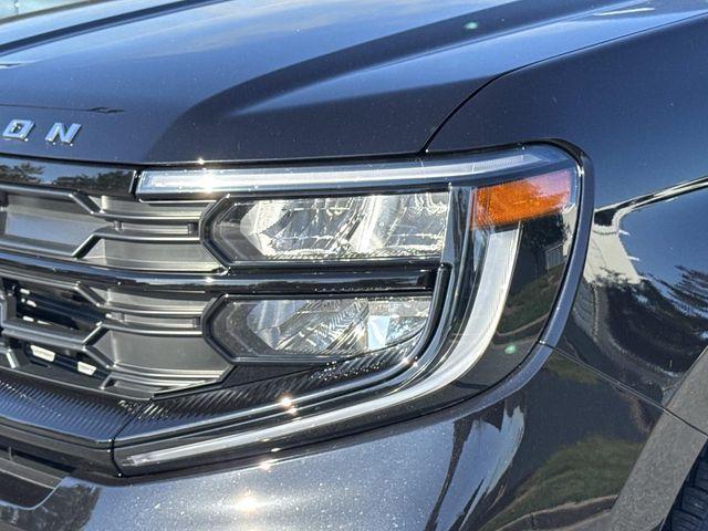 new 2025 Ford Expedition car, priced at $71,730