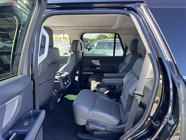 new 2025 Ford Expedition car, priced at $71,730
