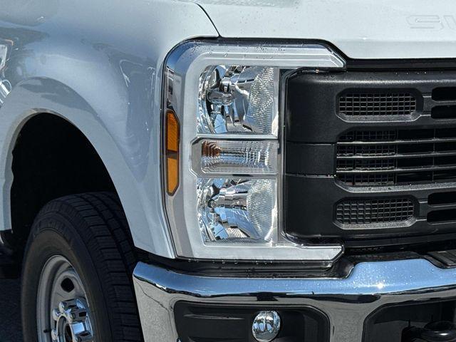 new 2025 Ford F-350 car, priced at $62,630
