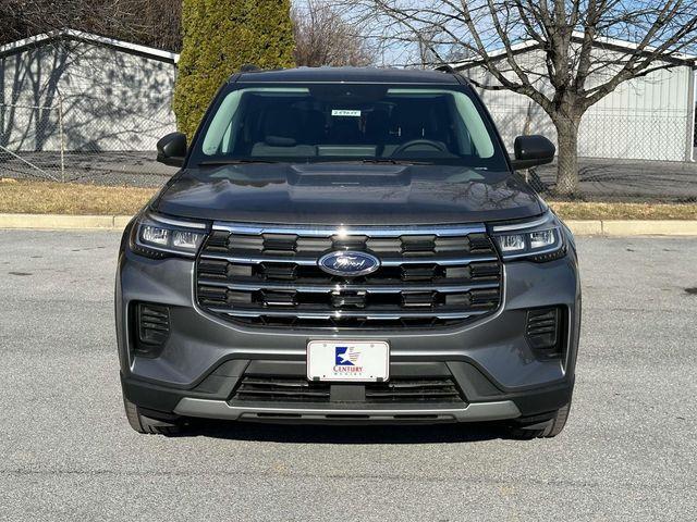 new 2025 Ford Explorer car, priced at $41,950