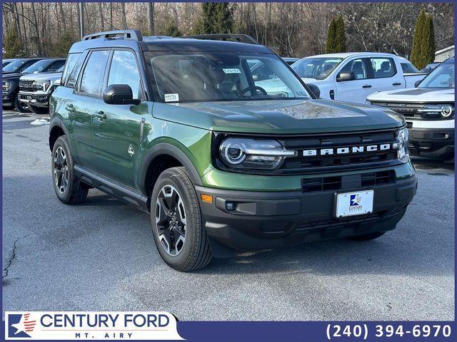 new 2024 Ford Bronco Sport car