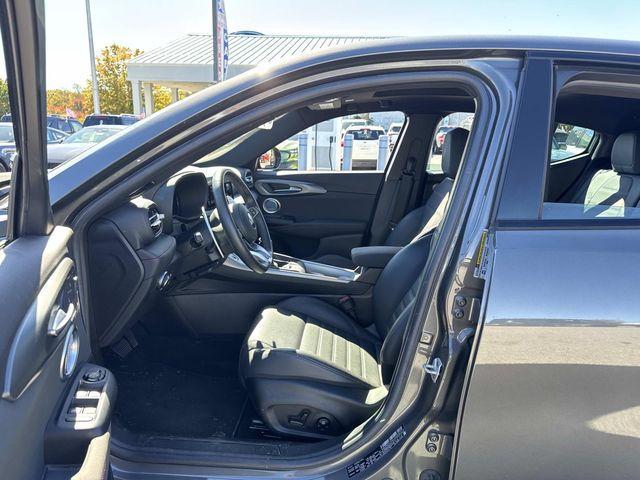 used 2024 Dodge Hornet car, priced at $35,000