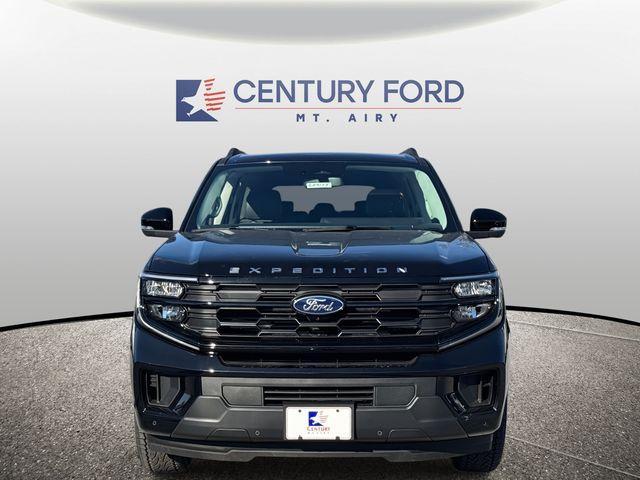 new 2025 Ford Expedition Max car, priced at $75,345