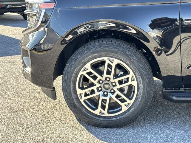 new 2025 Ford Expedition Max car, priced at $75,345