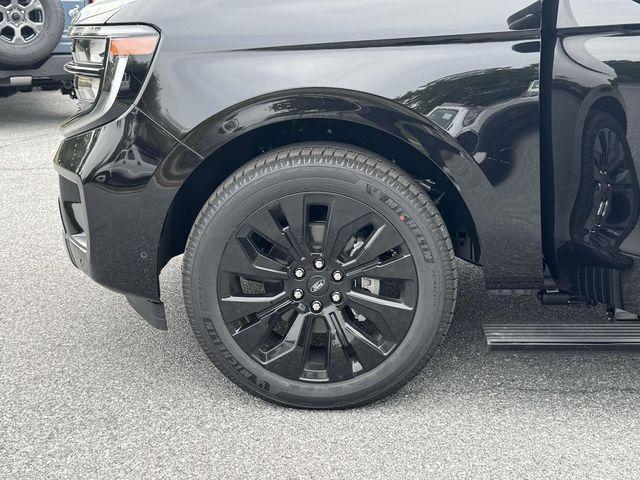 new 2025 Ford Expedition Max car, priced at $79,995