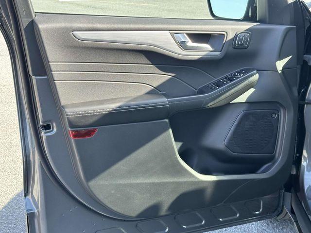 new 2024 Ford Escape car, priced at $35,899