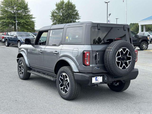 new 2024 Ford Bronco car, priced at $52,000