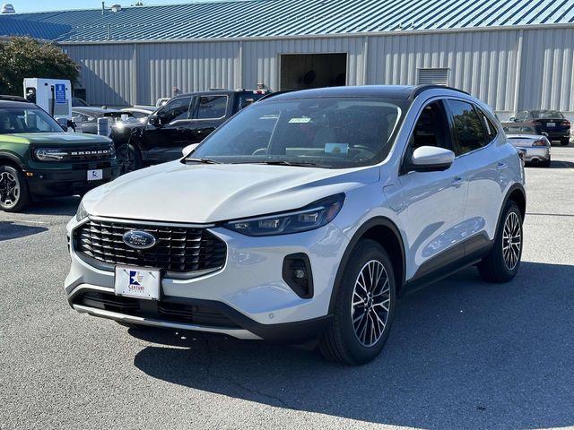 new 2025 Ford Escape car, priced at $44,500