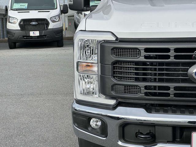 new 2024 Ford F-350 car, priced at $46,000