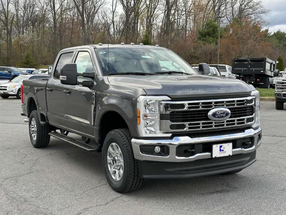 new 2024 Ford F-350 car, priced at $62,200