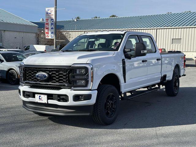 new 2024 Ford F-350 car, priced at $60,000