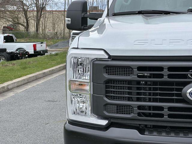 new 2024 Ford F-350 car, priced at $48,000