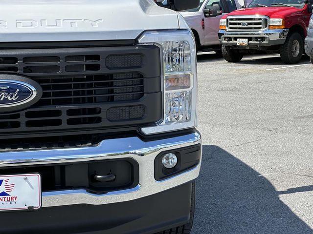 new 2024 Ford F-250 car, priced at $52,635