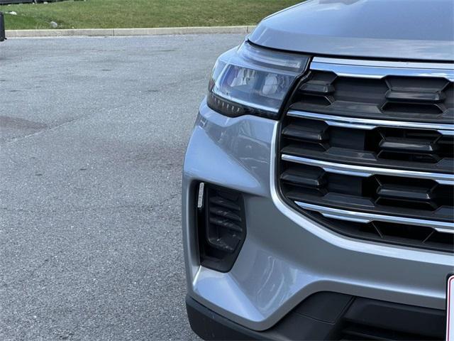 new 2025 Ford Explorer car, priced at $42,350